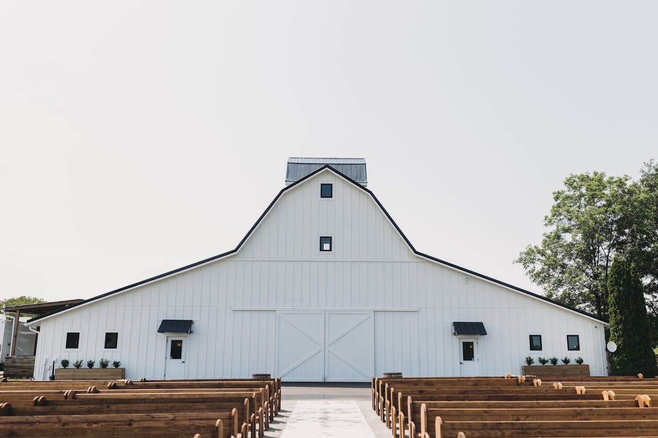 Minnesota barn wedding venues